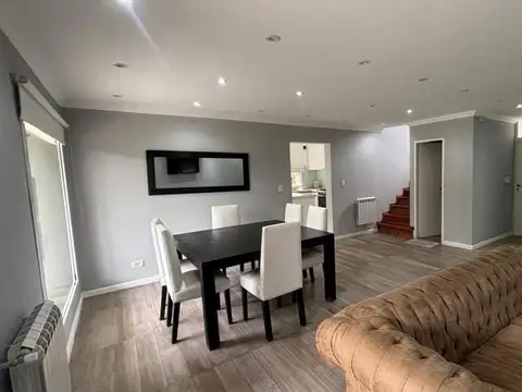 Casa en Alquiler de 3 dormitorios