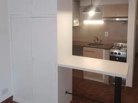 Departamento Monoambiente en alquiler - 1 Baño - Monserrat