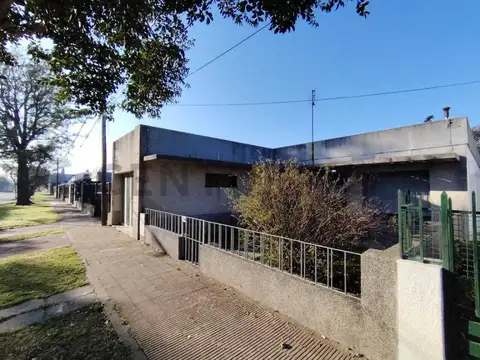 Venta Casa a reciclar en Granadero Baigorria