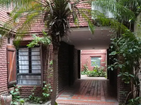 Alem 2147 , Piso 2