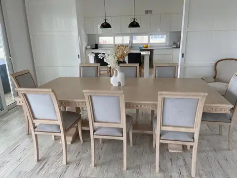 Casa en Alquiler de 4 dormitorios