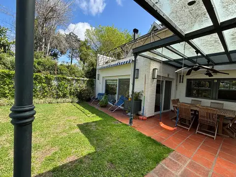 Casa 5 ambientes con 5 baños