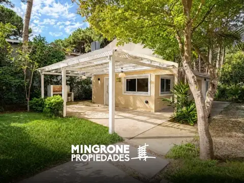 Casa 2 Dormitorios En Venta - Pinamar