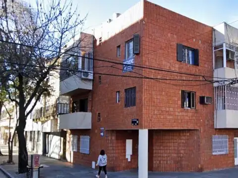 Juan Manuel de Rosas al 2200 - 2° piso
