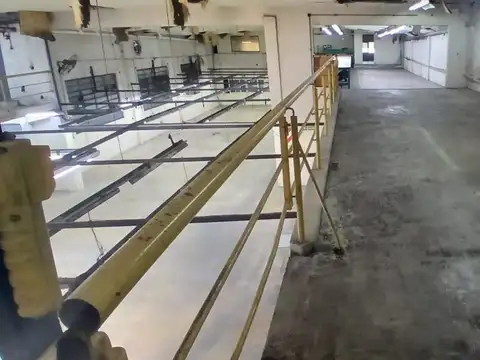 Galpon en Alquiler 35  mts Fondo