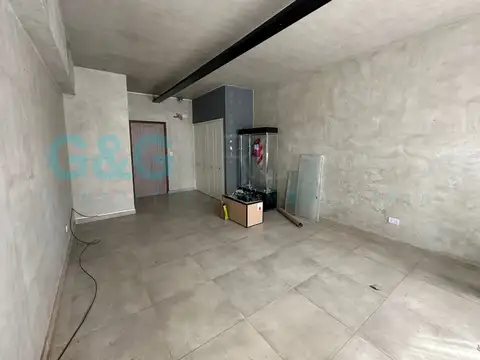 Oficina en Alquiler con 1 cochera