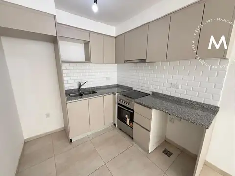 Departamento en Alquiler en Villa Ballester, $ 450.000