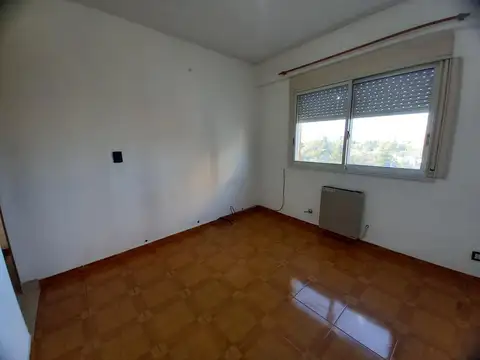 Departamento dos ambientes en Madero