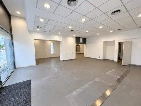 LOCAL COMERCIAL EN VENTA EN AV. VICTORICA – MORENO