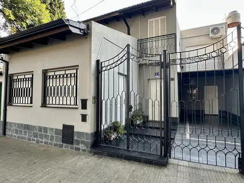 Casa Barrio Belgrano Rosario. Cochera. Piscina. 3 Dormitorios. Oficina