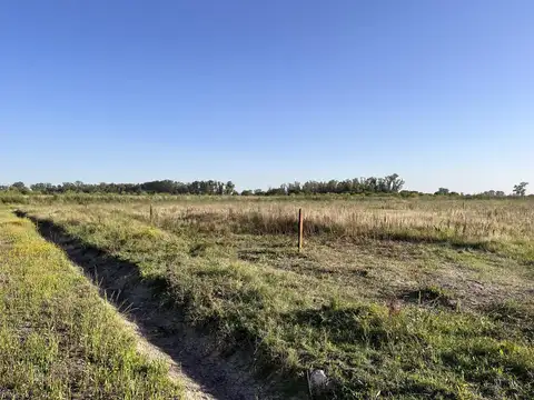 Sobre calle Rosenbusch y Luisa Faravezzi, entre Don Bosco Santo y San Cayetano, Uribelarrea, Cañuelas.