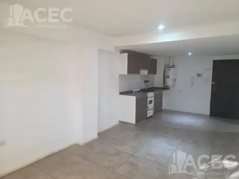 Departamento en Alquiler en Barrio España y Hospitales, $ 300.000