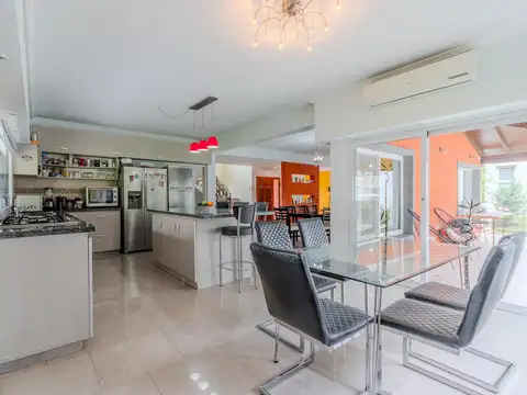 Casa en Venta al Noreste