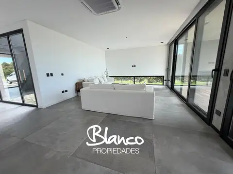 Casa en Alquiler Temporal al Norte