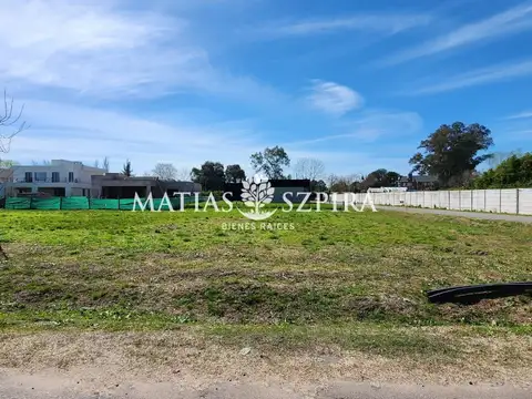 Terreno en Venta en Francisco Alvarez, USD 79.000