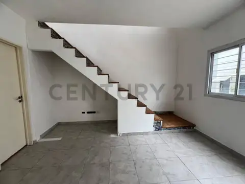 Depto Tipo Casa en Venta en Los Polvorines, USD 41.000