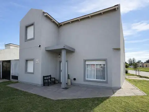 Duplex en venta en trenque lauquen "Barrio Font"