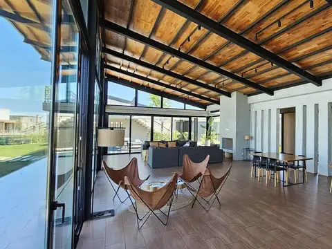 Terreno en Venta 33  mts Fondo