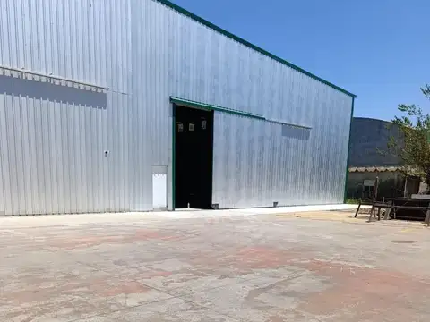 Galpón en alquiler parque industrial