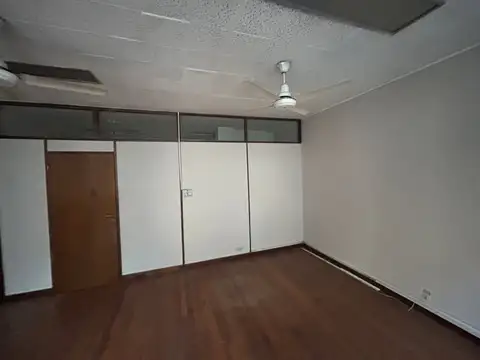 Avenida Hipólito Yrigoyen 800