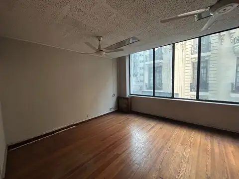 VENDE OFICINA 5 DESPACHOS MICROCENTRO