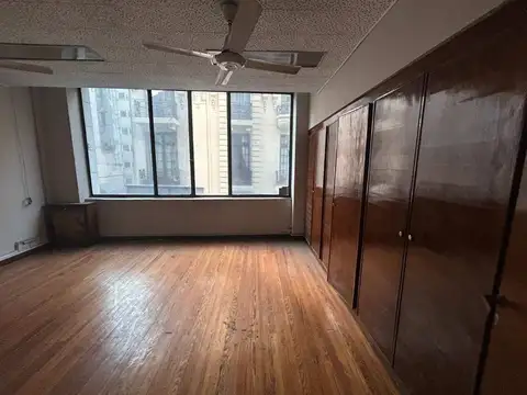 Oficina en Venta 63 años