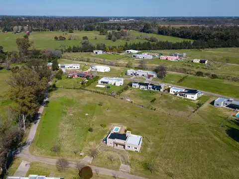 Terreno en venta en esquina La asuncion club de campo uf 106