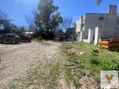 Terreno en Venta 30  mts Fondo