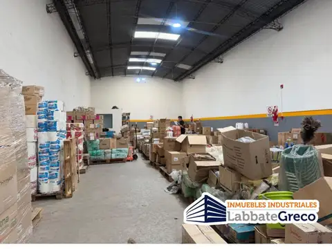 Galpon en Alquiler en Lomas Del Mirador, $ 2.600.000