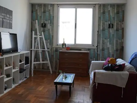 VENTA DEPARTAMENTO 4 AMBIENTES A MTS AV CORRIENTES