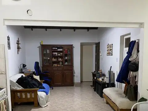Casa 4 ambientes en lote propio.José González Castillo  & Avenida General  San Martín