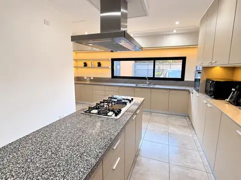 Casa en Venta al Noreste