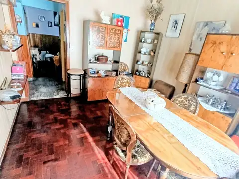 Depto Tipo Casa en Venta de 5 ambientes