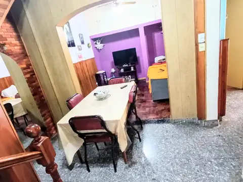 PH DE 5 AMBIENTES CON QUINCHO