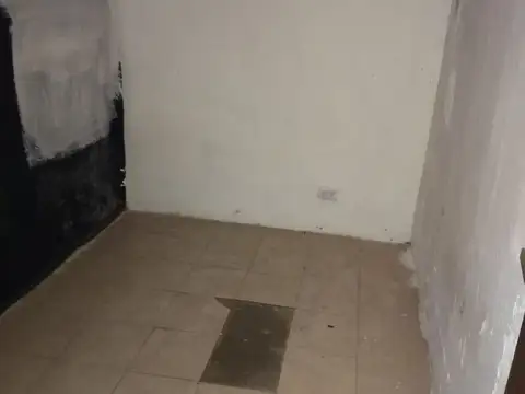 Depto Tipo Casa 4 ambientes con 2 baños