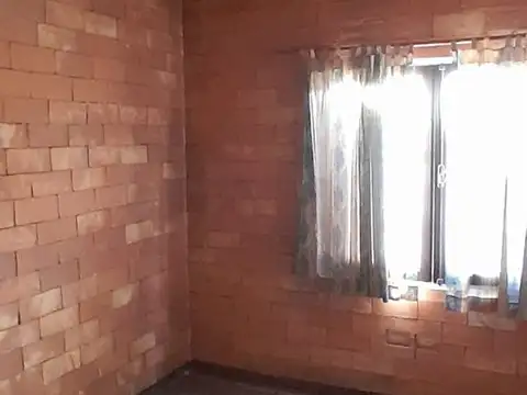 VENTA DE CASA DOS DORMITORIOS SAN NICOLAS