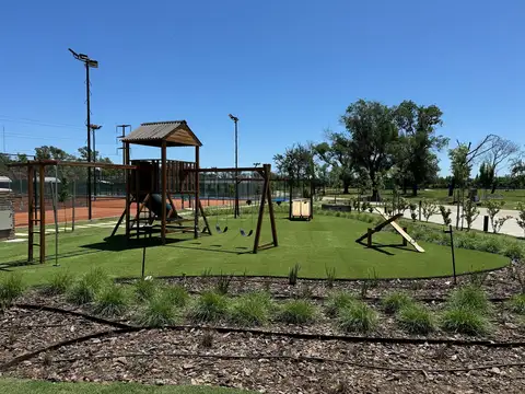 Terreno en Venta en Los Cardos, USD 180.000