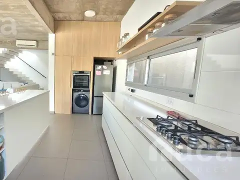 Maestro Santana al 1100