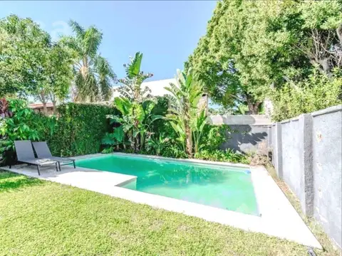 Casa en venta 3 dormitorios más escritorio, jardín y garage en San Isidro