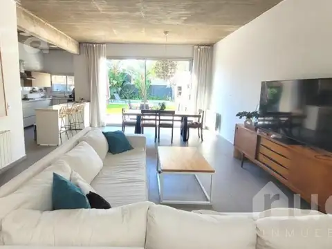 Casa en Venta en Lomas de San Isidro, USD 399.000