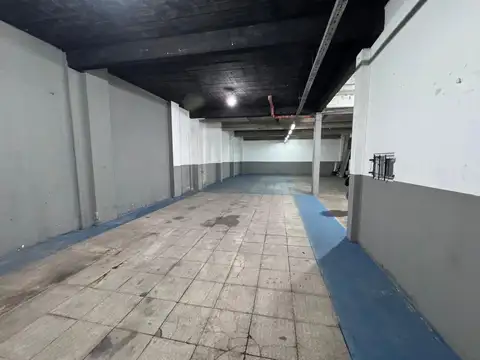 Galpon en Alquiler 20  mts Fondo