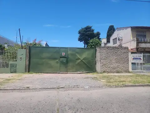 Gran terreno en Villa Bosch