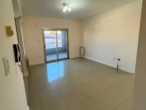 Guemes 700, Piso 2