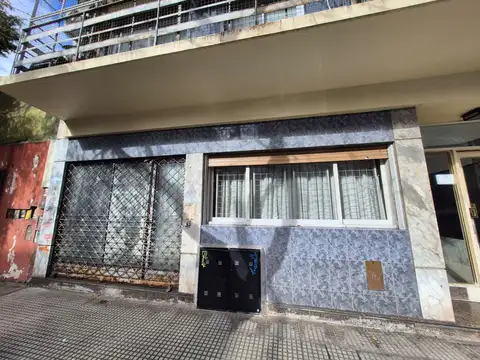 LOCAL CON VIVIENDA  IDEAL INVERSIÓN  EXCEL PRECIO