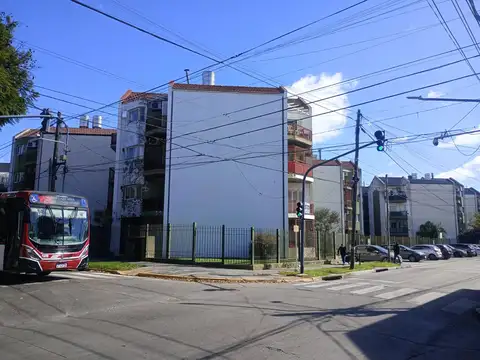 Domingo De Acassuso 6400, Piso 1