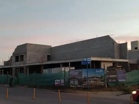 Oficina en Venta al Este