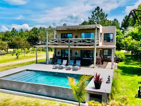 Casa en Venta en Pueblo Coyote, Mangrullos de Punta Piedras, Manantiales