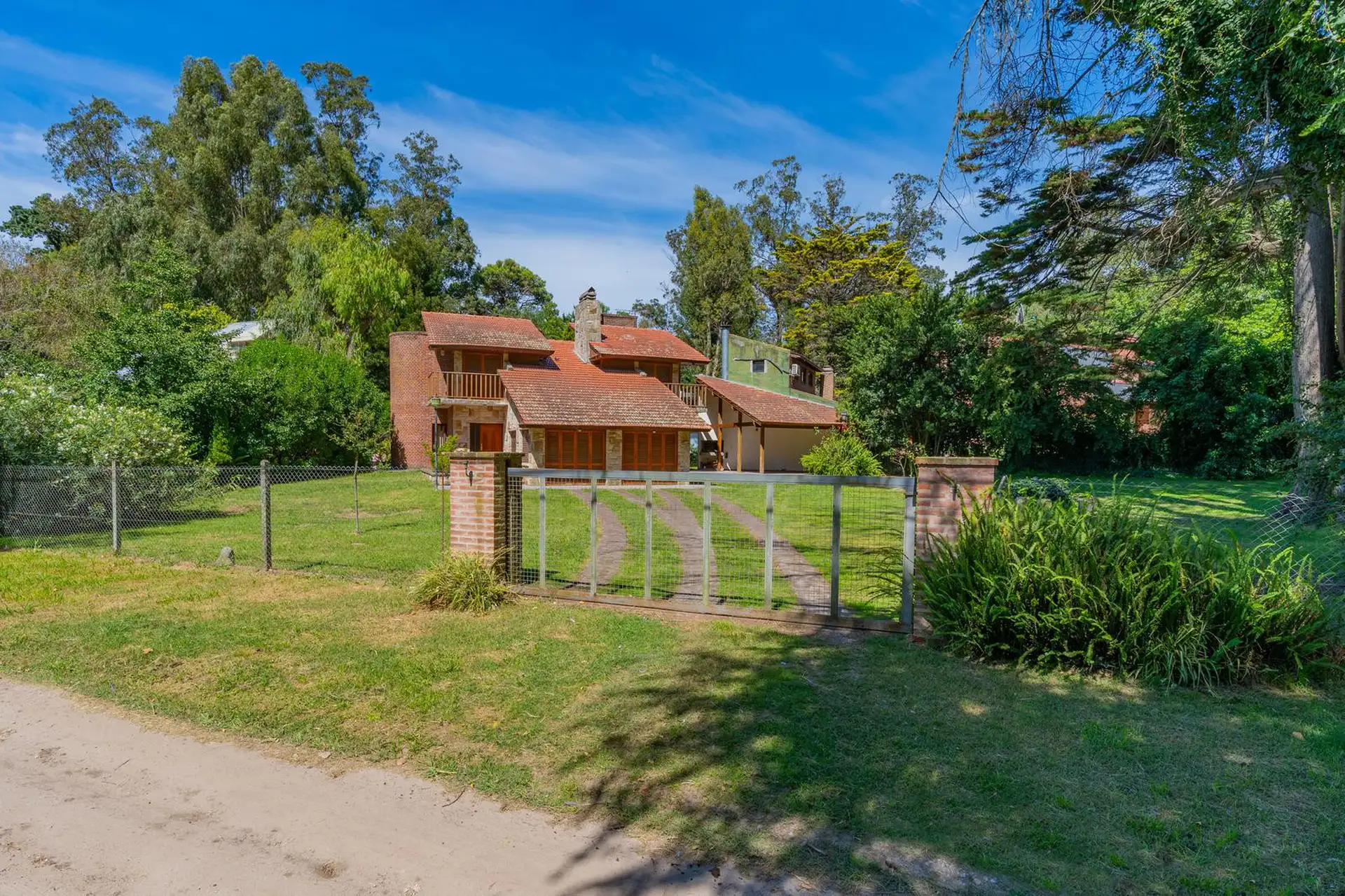 Chalet en excelente entorno del Bosque Peralta Ramos