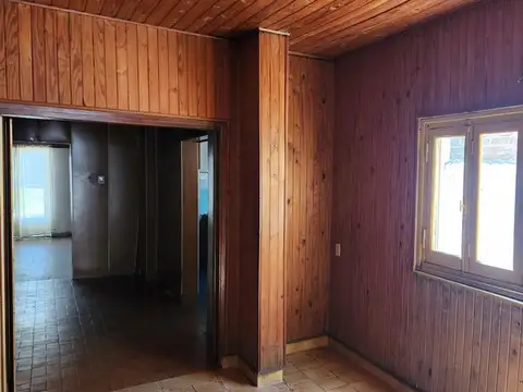 Casa 4 ambientes con 1 baño