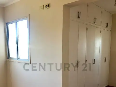 Cerro Risco Plateado 800, Piso 0